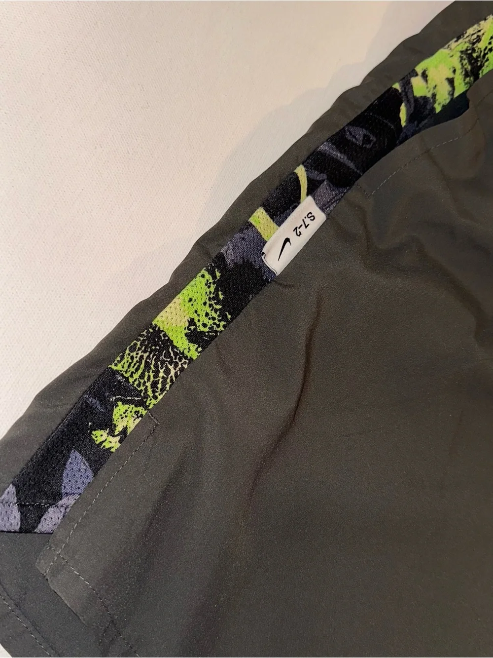NIKE - DRI FIT - MENS SHORTS